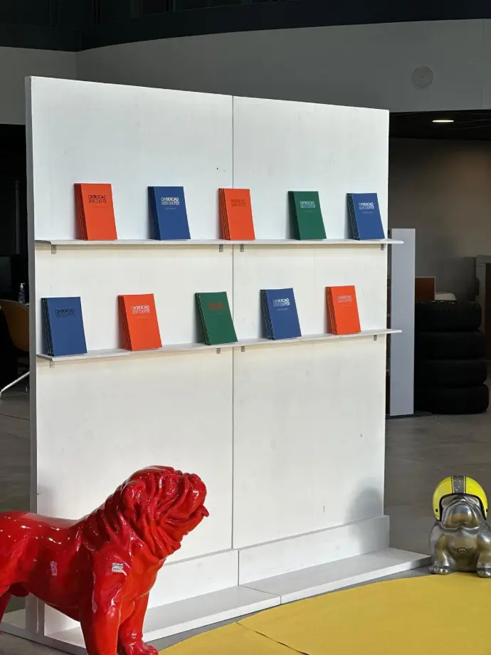Mobilier sur mesure – objet signature pour marque
